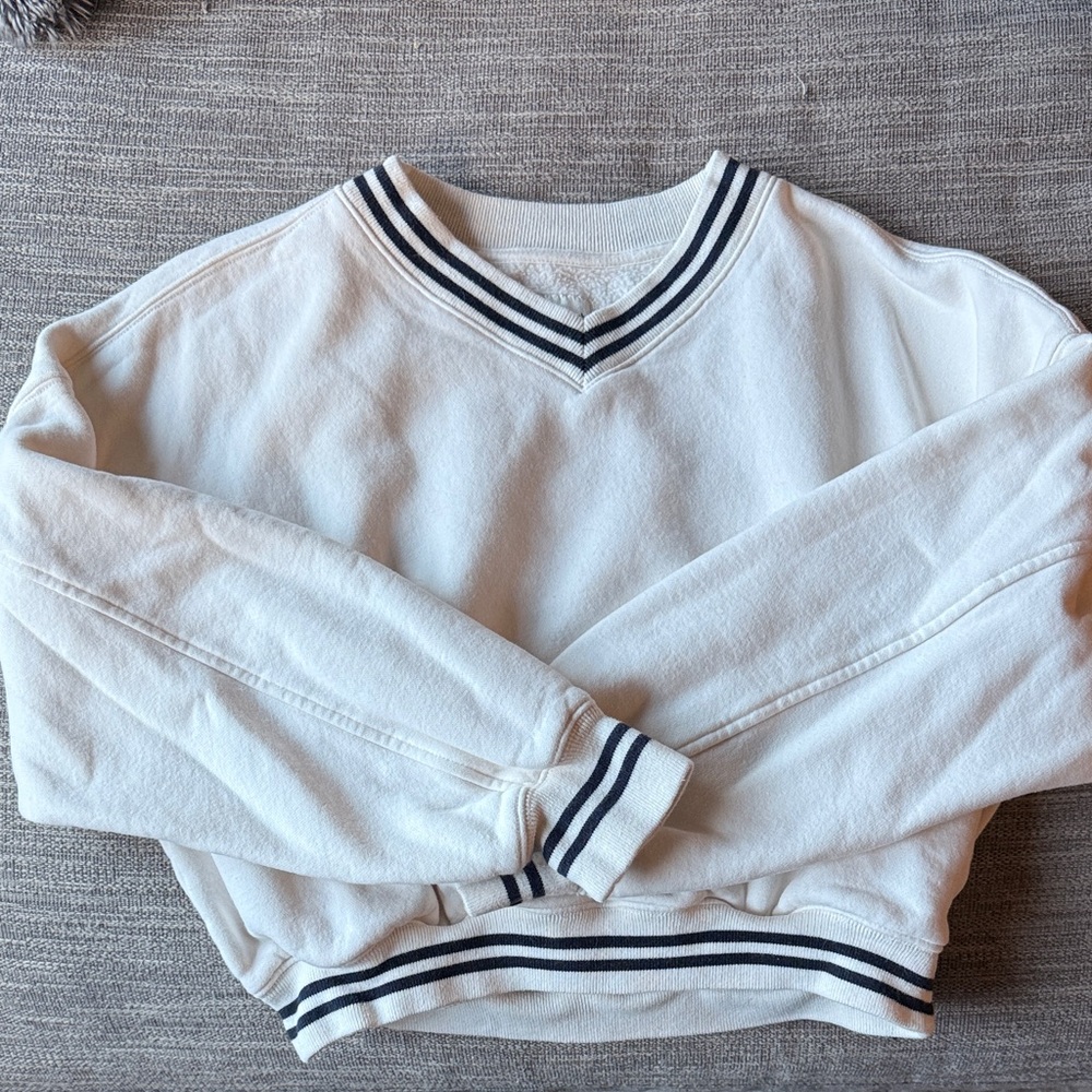 Abercrombie & Fitch Cream V-Neck Sweater with Dark Navy Stripes